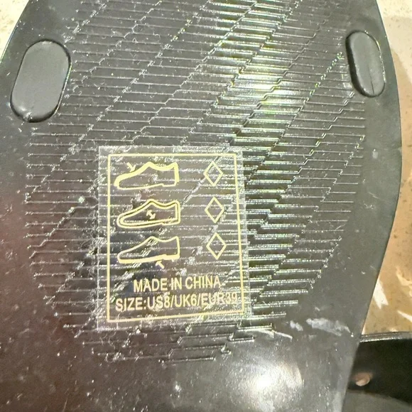 TALULAH Black Sandals with Gold Accents - Picture 4 of 5